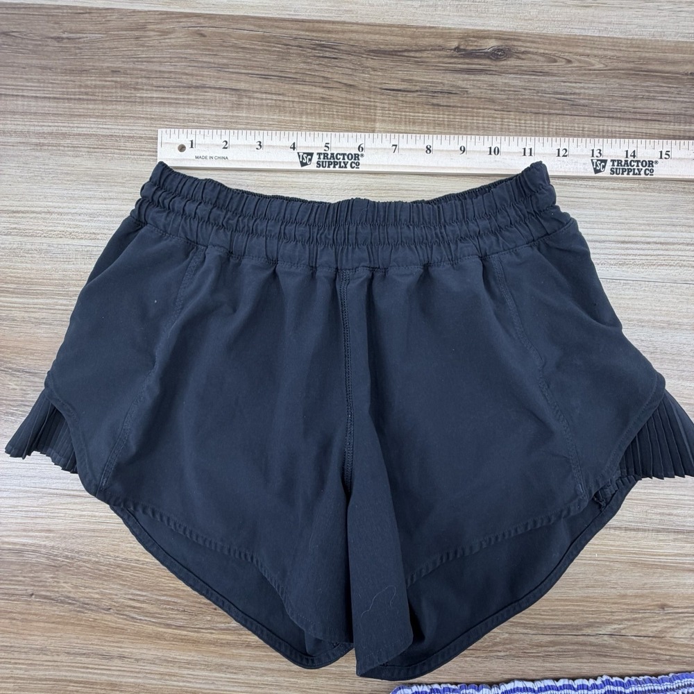 Lot Of 3 Women's Lululemon Athletic Shorts Size 6 Black Pink Pocket Workout - Picture 7 of 8